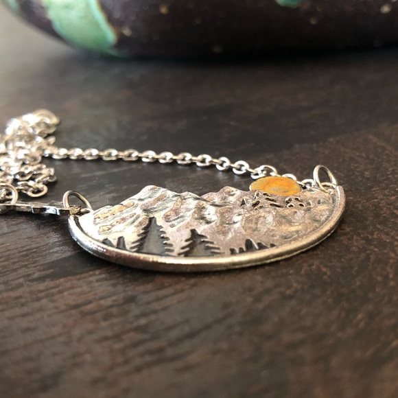 Winter Mountain Sunset Medallion Silver Tone Necklace - Picture 7 of 8